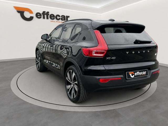 VOLVO XC40 T5 Recharge Plug-in Hybrid R-design