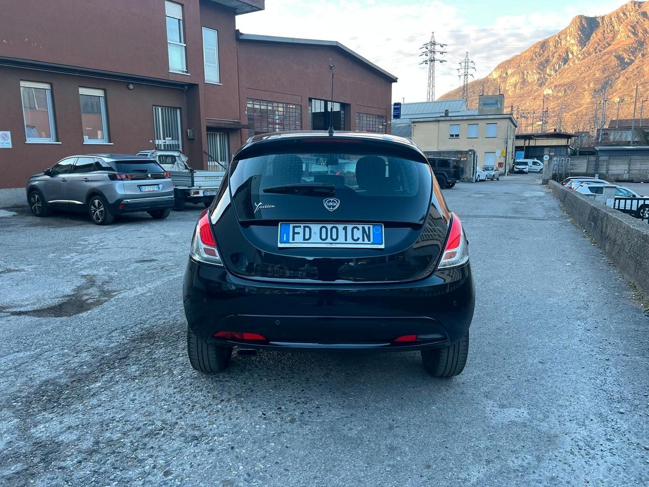 Lancia Ypsilon 1.2 69 CV 5 porte Gold NEOPATENTATI