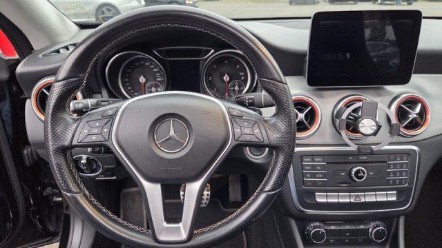 MERCEDES-BENZ CLA 220 d Automatic Premium Amg PERMUTE TETTO APRIBILE