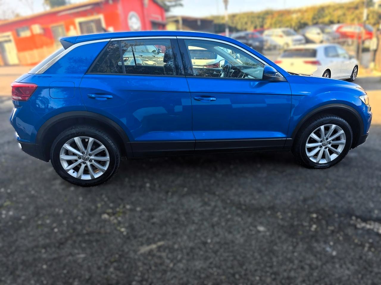 Volkswagen T-Roc 1.0 TSI pronta consegna e visibile in sede