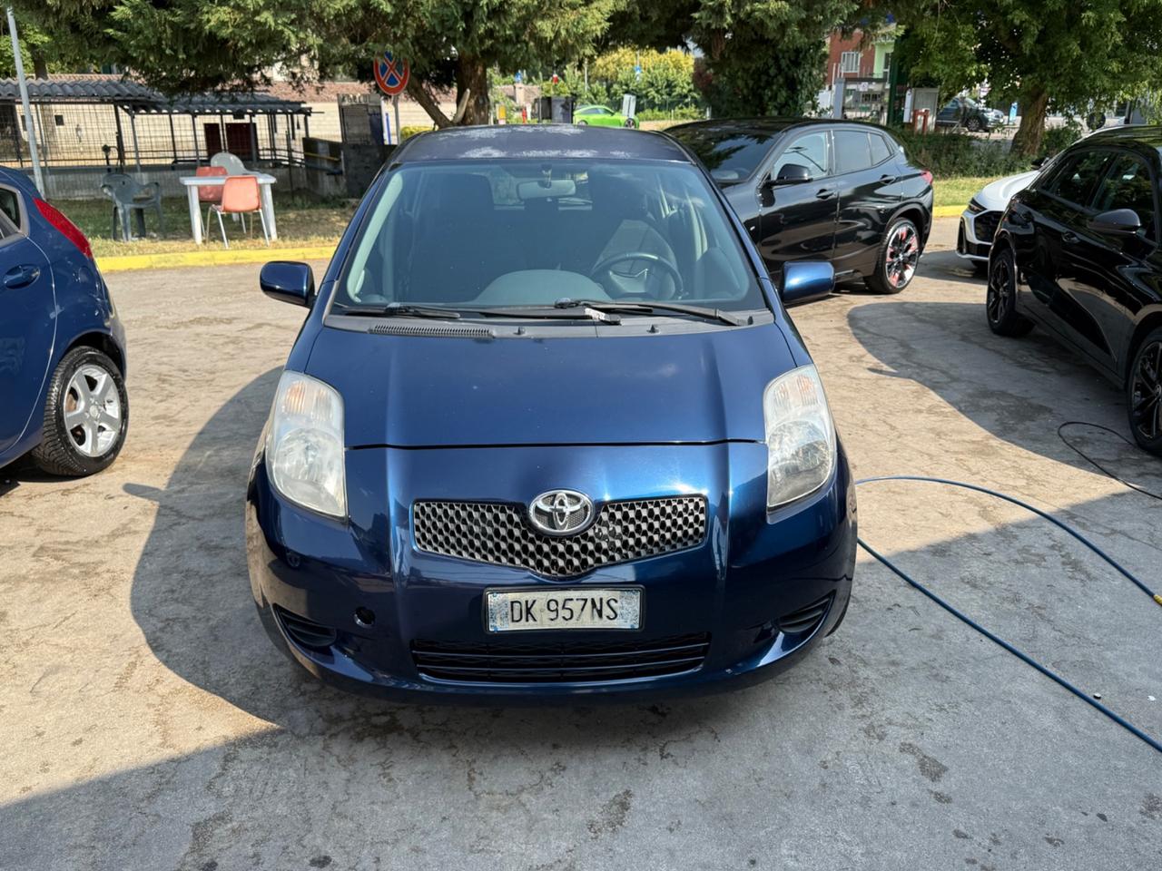 Toyota Yaris 1.0 5 porte