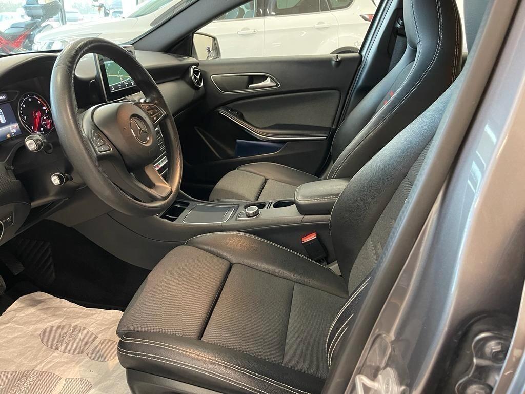 Mercedes-benz A 200 d BUSINESS Automatic 5p.