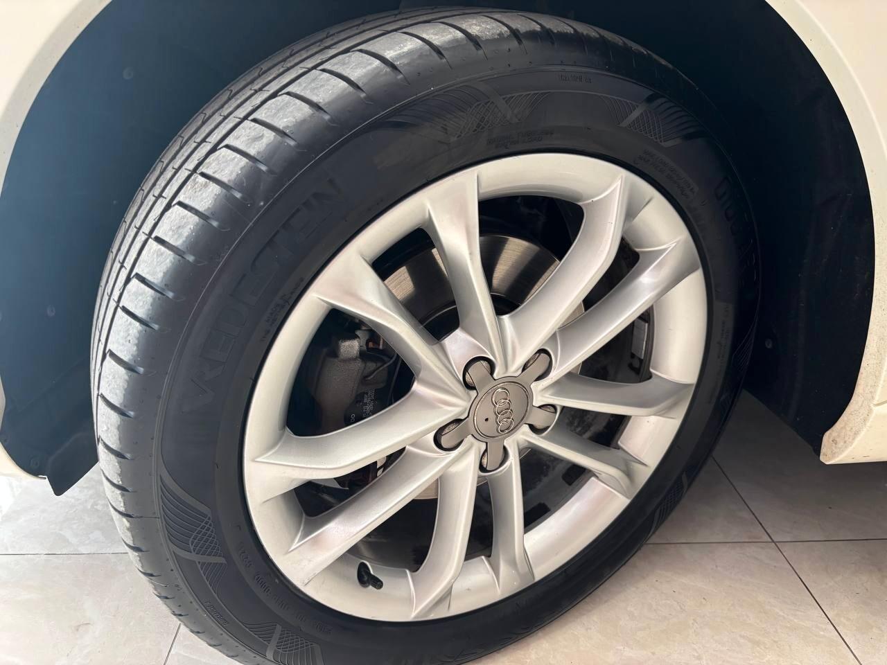 Audi Q3 2.0 TDI 140CV MANUALE