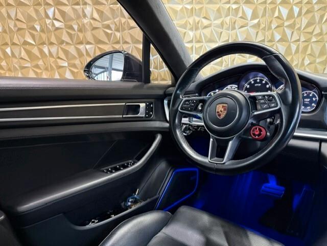 Porsche Panamera 4.0 GTS Sport Turismo