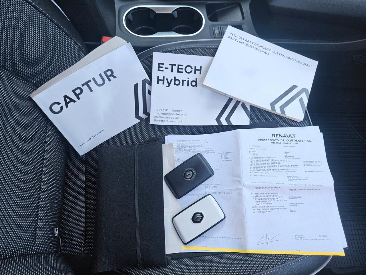 Renault Captur 1.6 E-Tech hybrid 2022