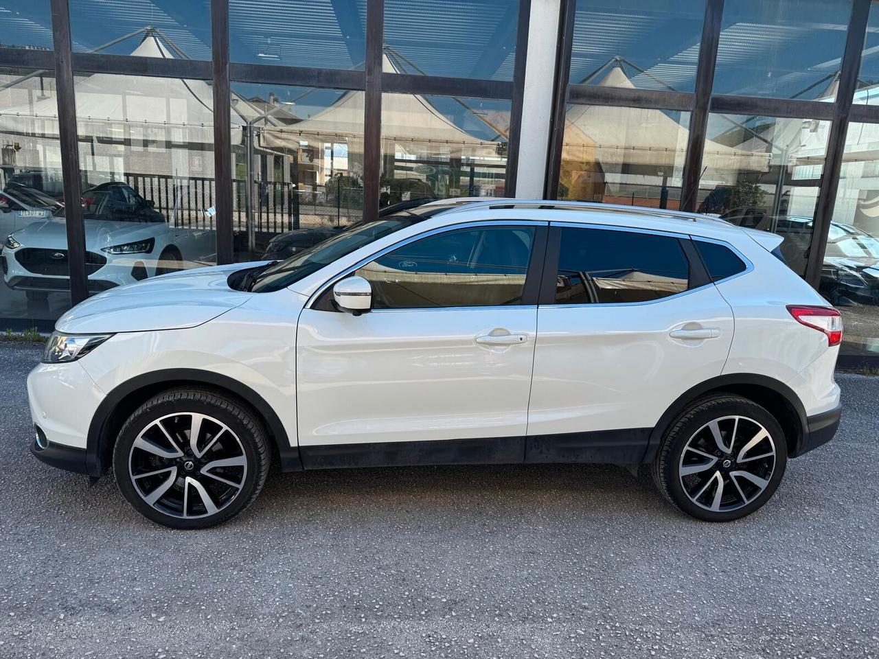Nissan Qashqai 1.6 dCi 4WD Tekna