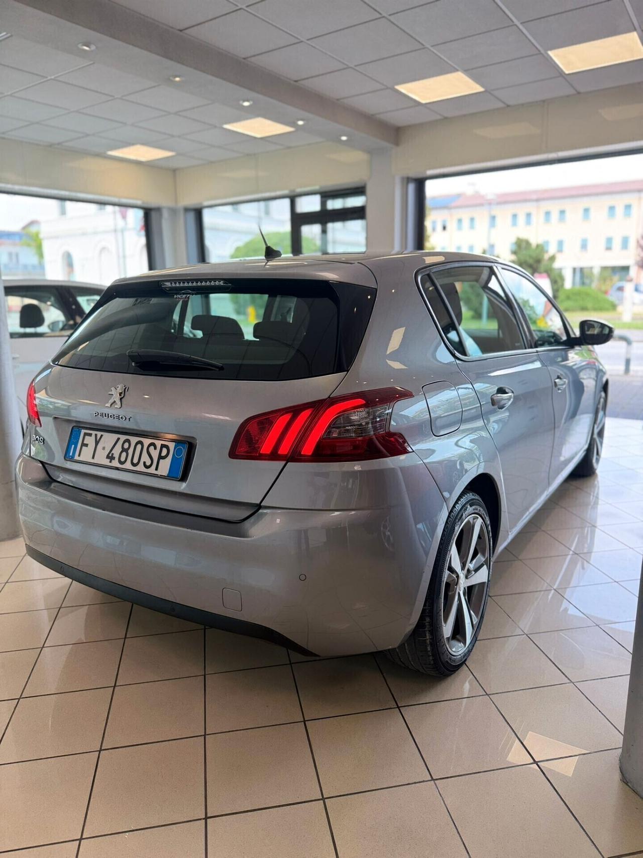 Peugeot 308 BlueHDi 130 S&S Active