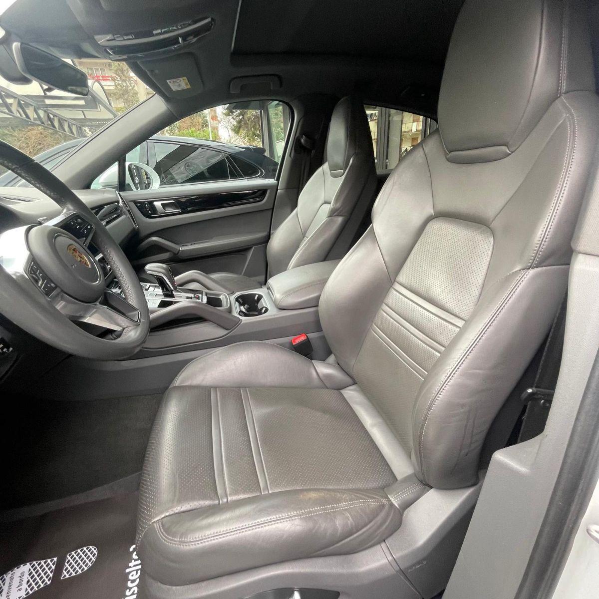 PORSCHE - Cayenne COUPE - 3.0 V6 E-Hybrid