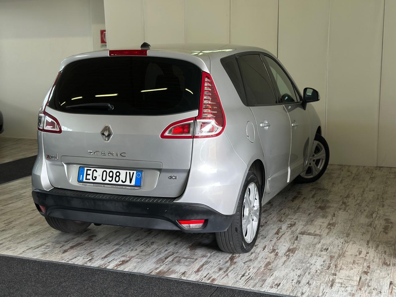 Renault Scenic Scénic X-Mod 1.9 dCi 130CV Luxe Ok Neopatentati