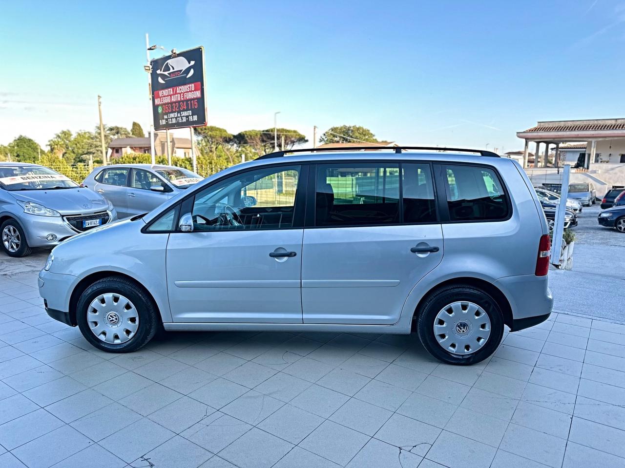 Volkswagen Touran 2.0 16V TDI DSG Highline Garanzia 12 Mesi