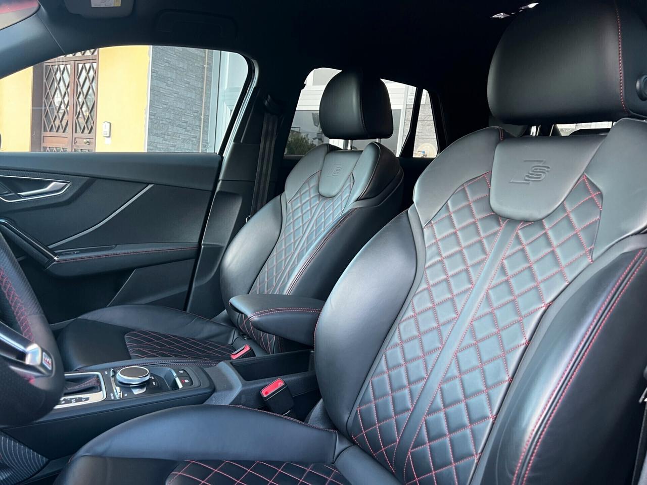 Audi Q2 35 TDI S tronic 2XS Line-TOTAL BLACK-FULL