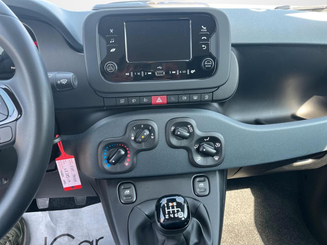 Fiat Panda Pandina 1.0 FireFly 65 CV Hybrid Icon