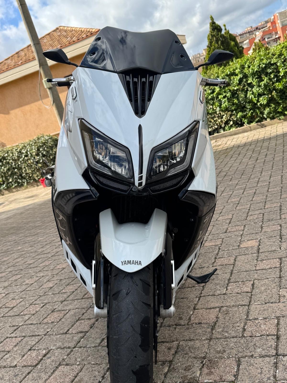 Yamaha TMAX 530 TURBO