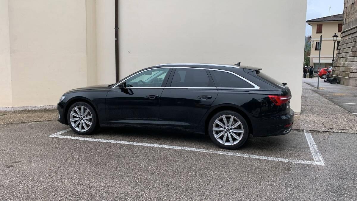 Audi A6 Avant 40 2.0 tdi mhev Business Sport s-tronic