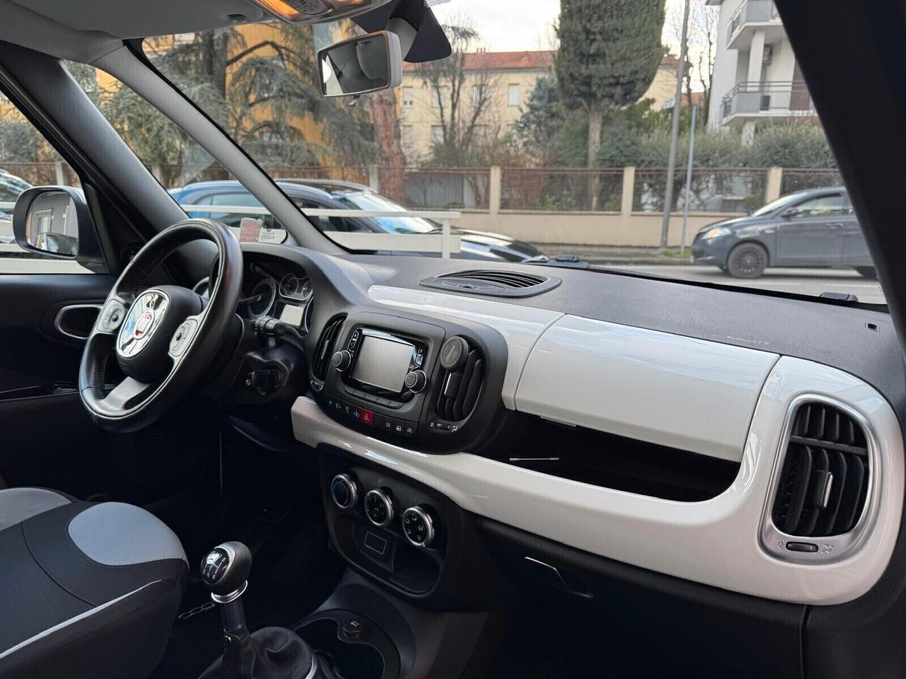 FIAT 500L 1.6 Multijet 105cv LOUNGE NEOPATENTATI