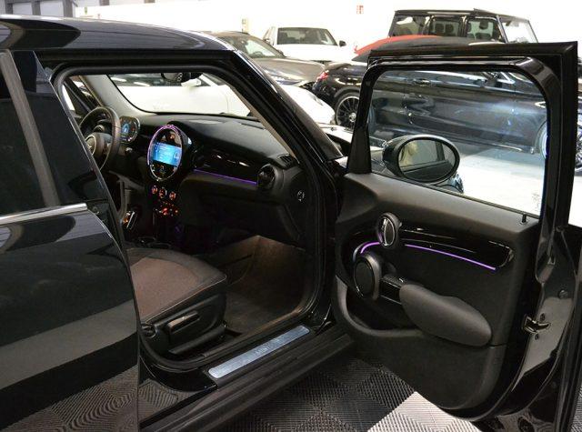MINI Cooper 1.5 Automatica Essential 5 porte "KM 8.000" **