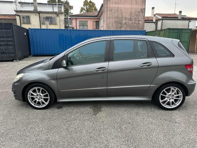 MERCEDES-BENZ B 180 CDI Premium senza nessun lavoro da fare