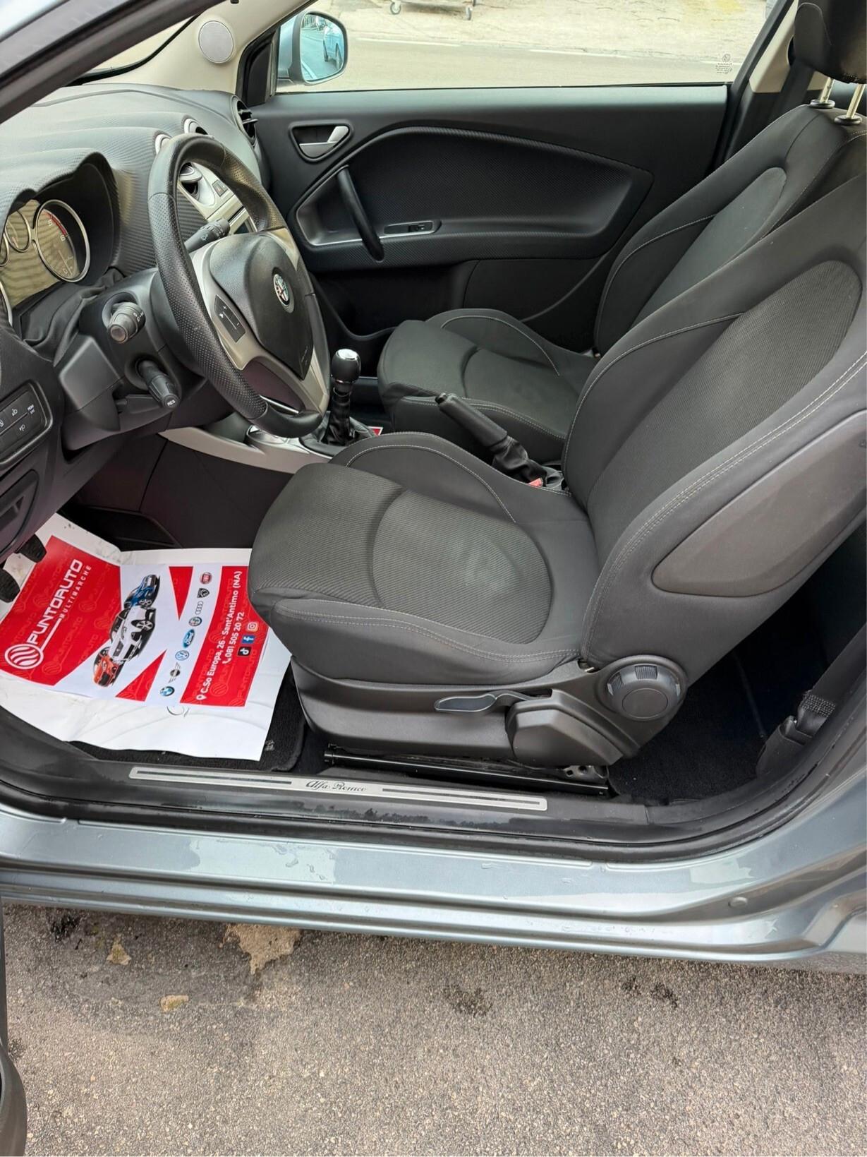 Alfa Romeo MiTo 1.6 JTDm-2 S&S Distinctive Sport Pack