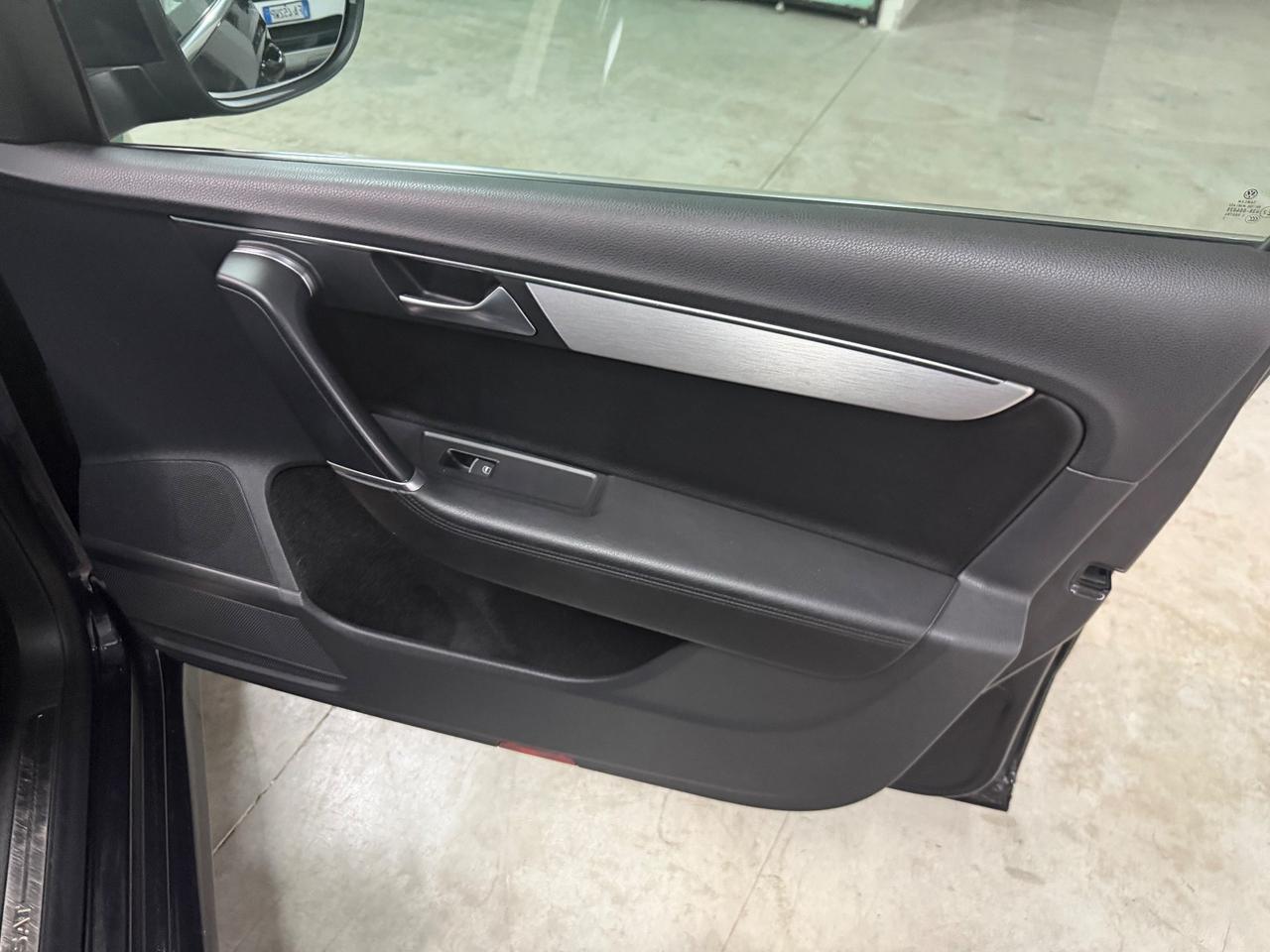 Volkswagen Passat 2.0 TDI DSG High