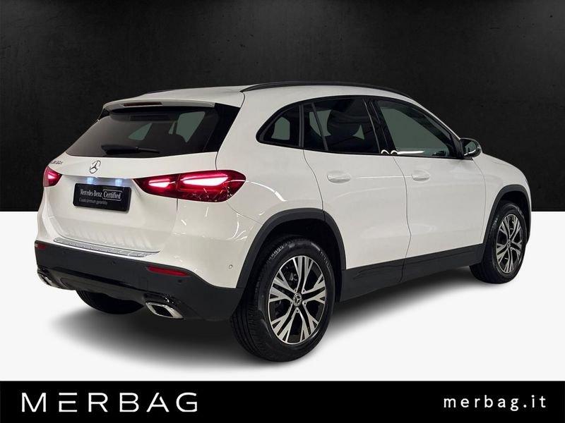 Mercedes-Benz GLA 180 d Automatic Business Extra