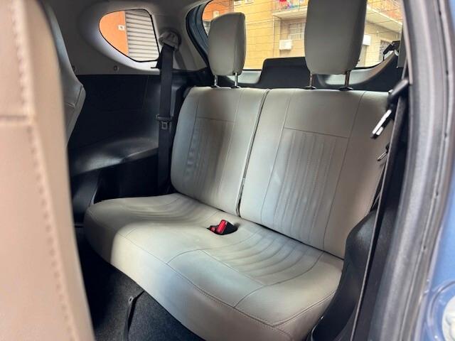 Toyota iQ 1.0 High Collection - Cambio Automatico