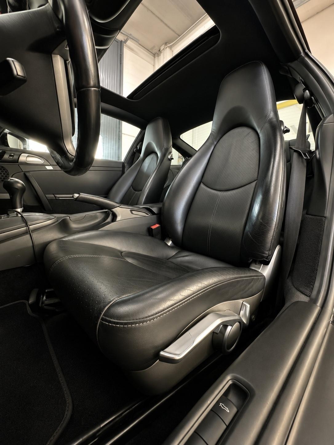 Porsche 911 Carrera Coupé