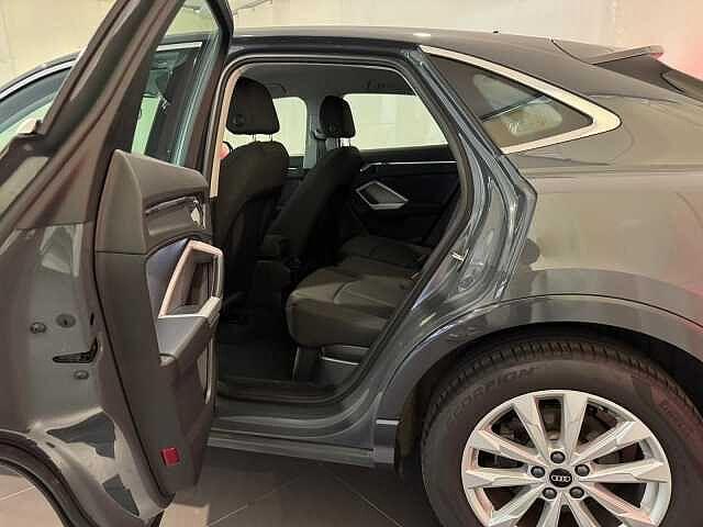 Audi Q3 SPB 40 TDI quattro S tronic Business Plus
