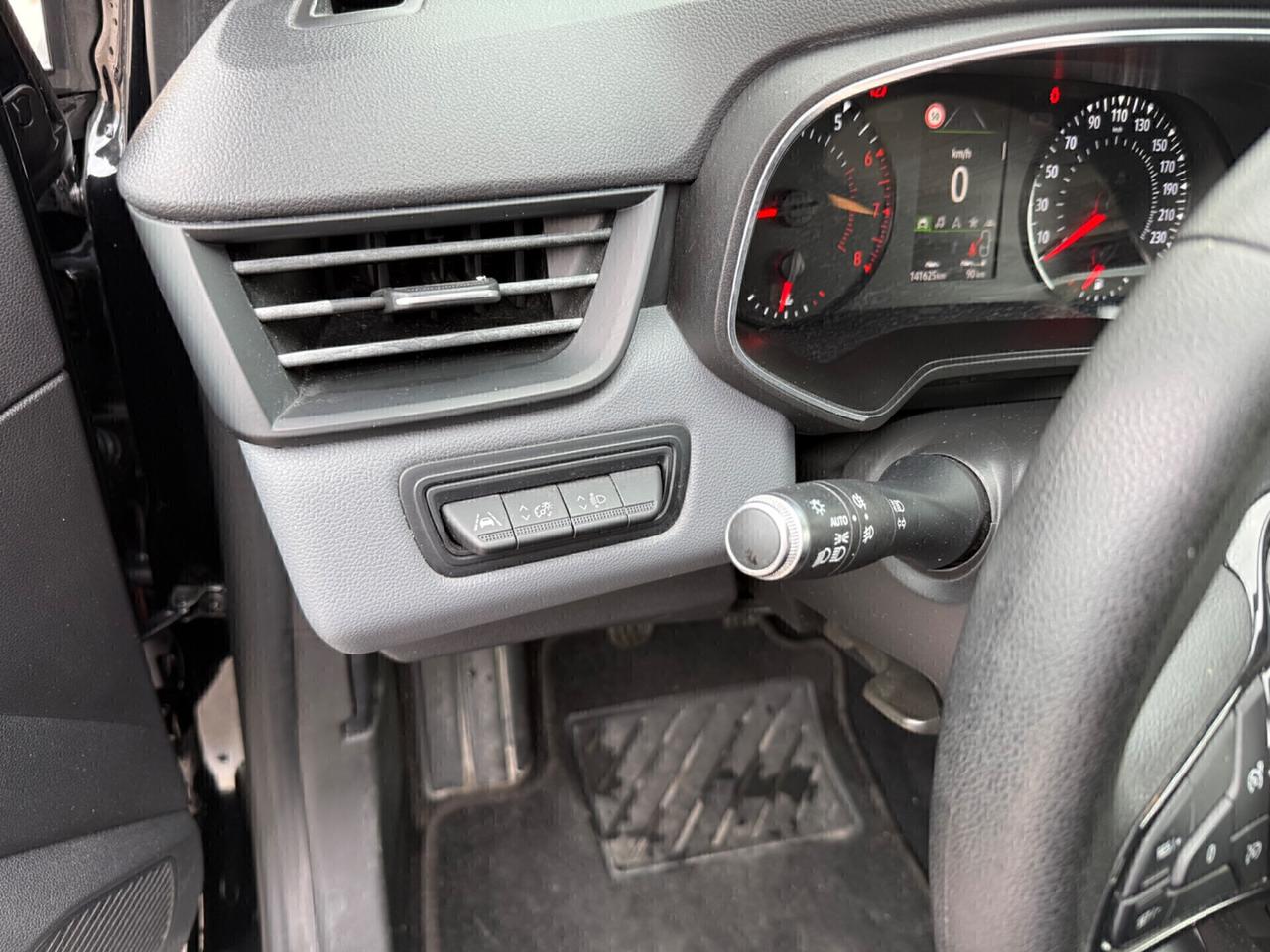 Renault Clio TCe 100 CV 5 porte Business