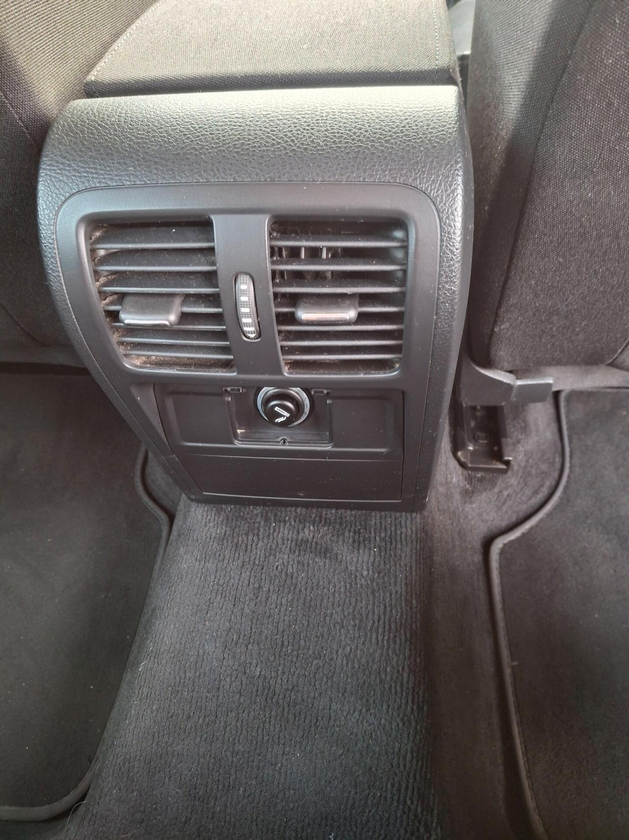 Volkswagen Passat 2.0 TDI DSG Comfortline BM.Tech.