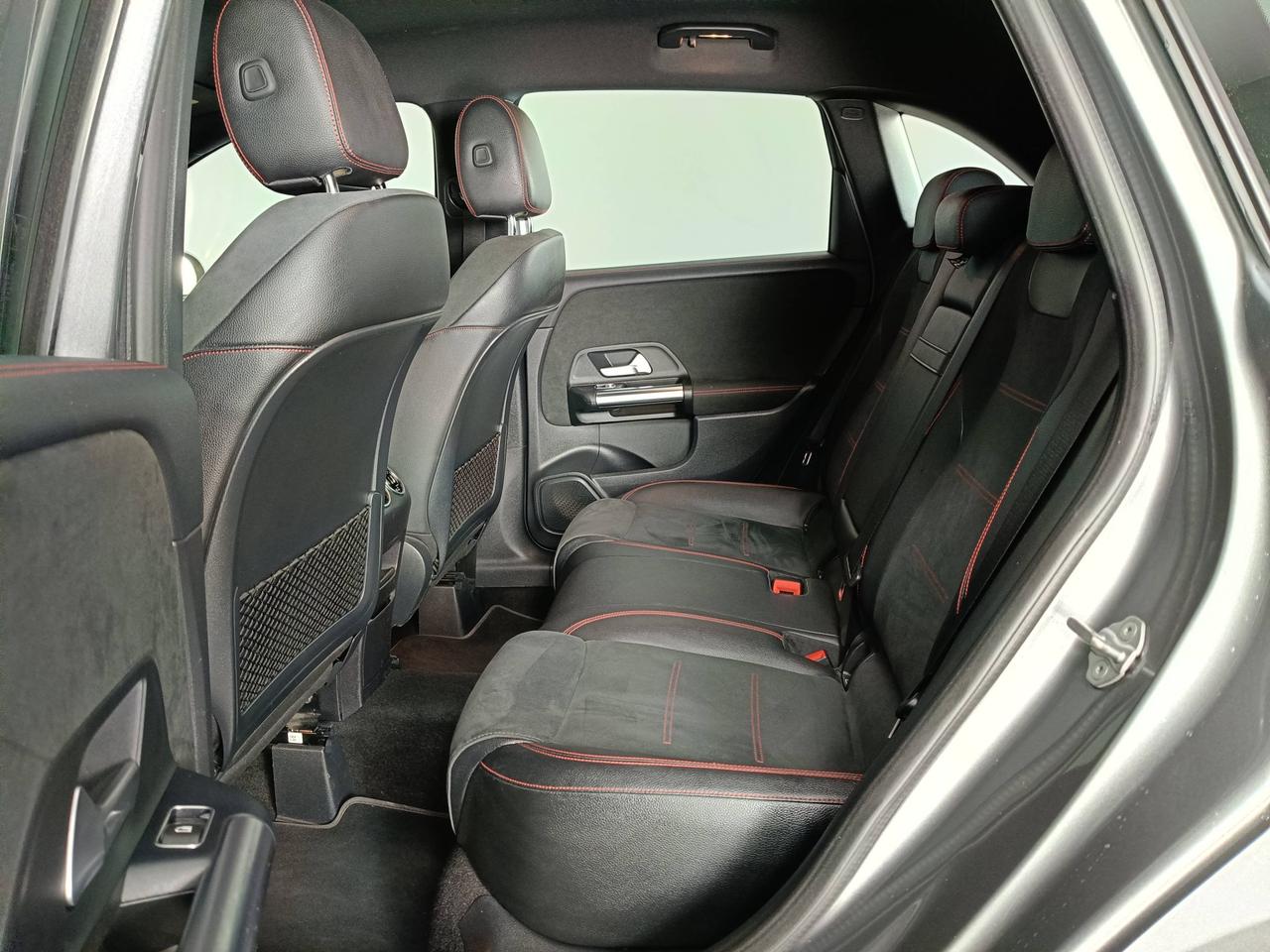 Mercedes-Benz Classe B - W247 2018 - Classe B - W247 2018 - B 180 d Premium auto