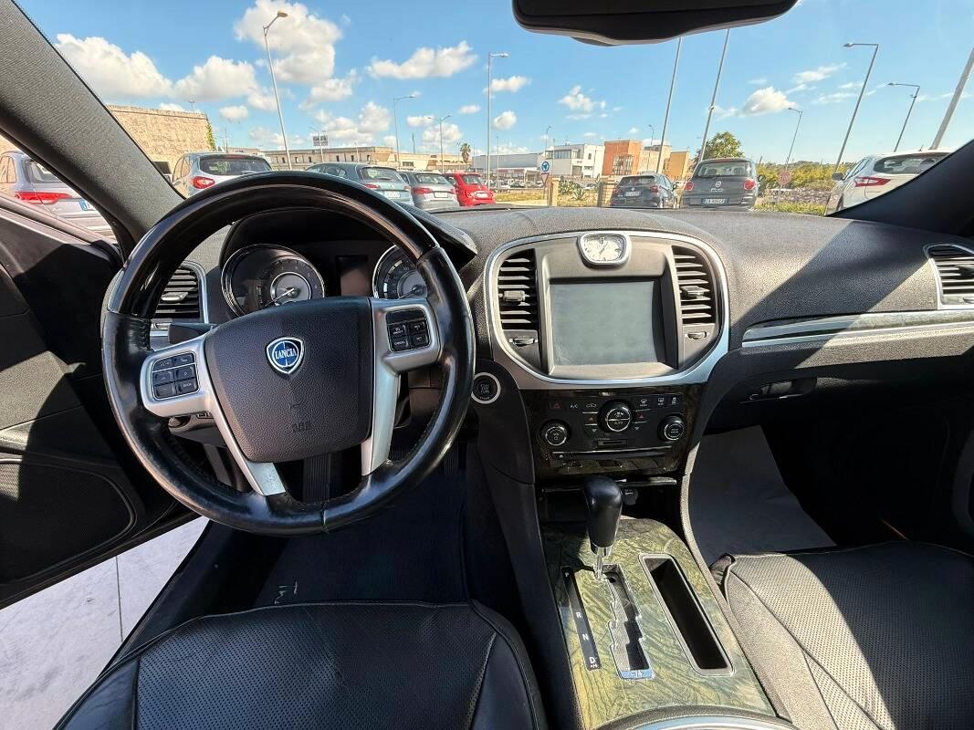 Lancia Thema 3.0 V6 mjt II Platinum 239cv auto