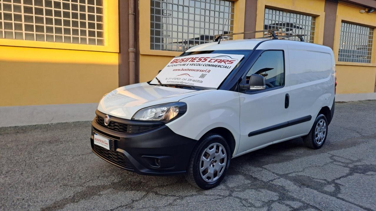 FIAT DOBLO' 1.4 T-JET NATURAL POWER LOUNGE- KM. 73000 - SCAD. BOMBOLE 01/2028 RINNOVABILI!