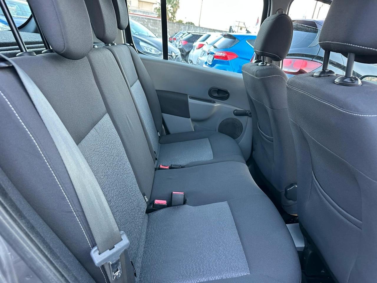 Renault Modus 1.2 16V Live-03/2011