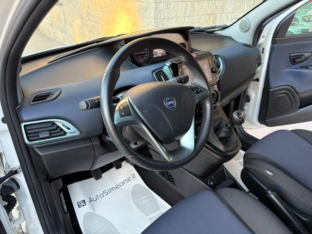 LANCIA Ypsilon 1.0 FireFly 5 porte S&S Hybrid Gold 5 posti