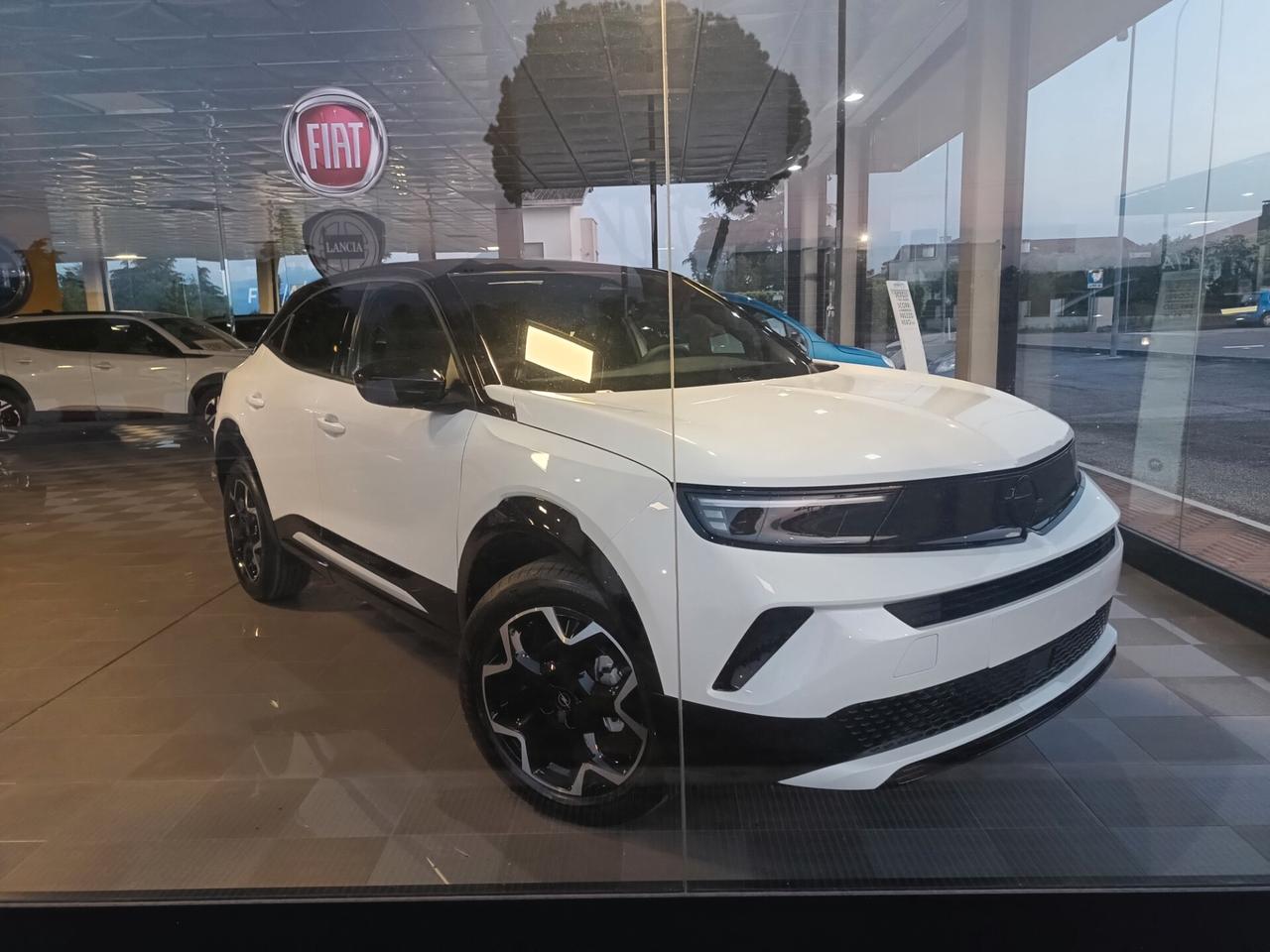 Opel Mokka benzina con catena distribuzione, no cinghia in bagno d'olio.