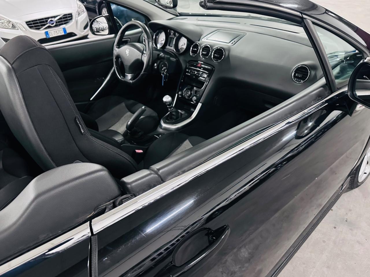 Peugeot 308 1.6 VTi 120CV CC Féline