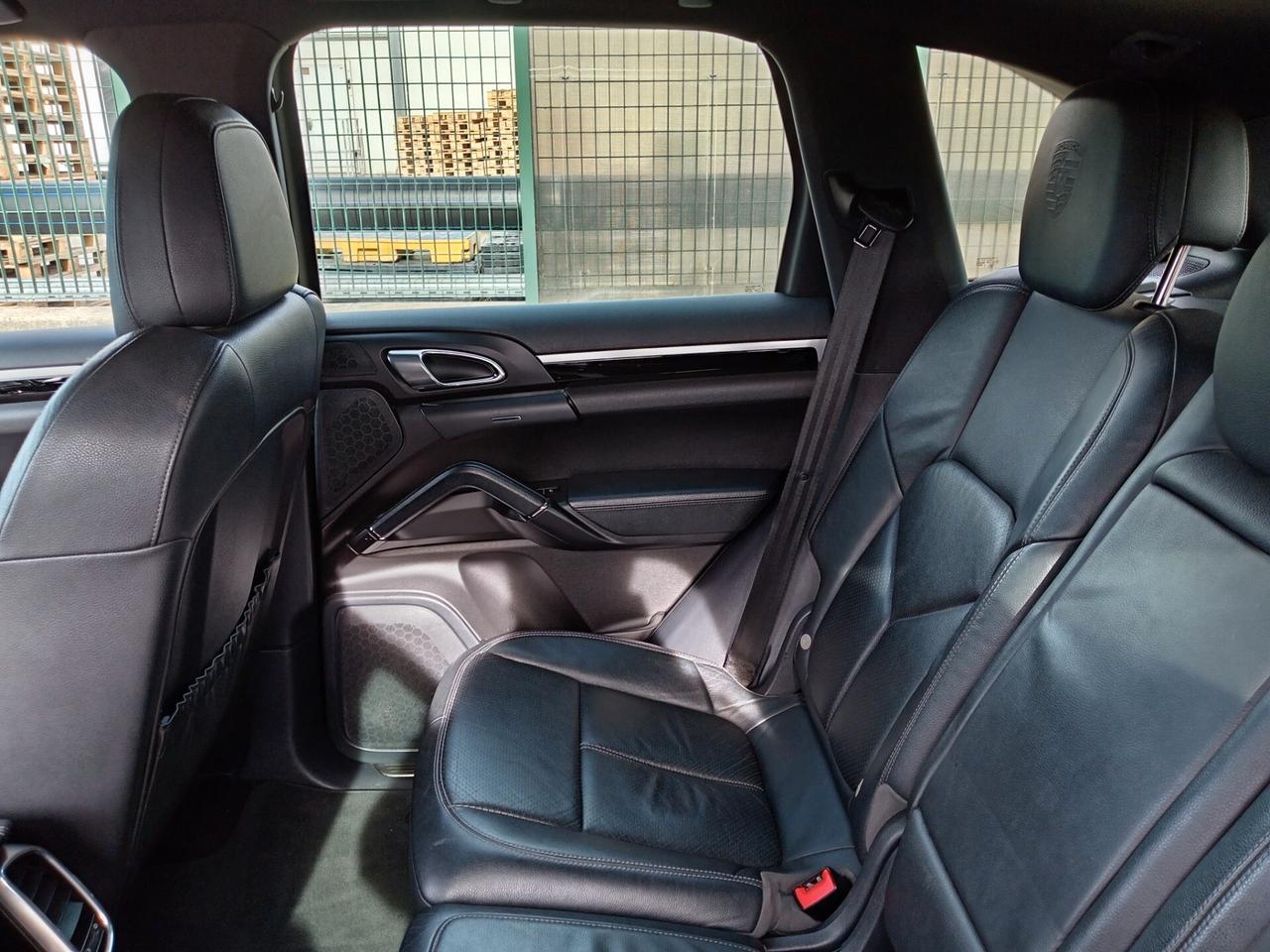 Porsche Cayenne 3.0 Diesel 250CV Platinum Edition