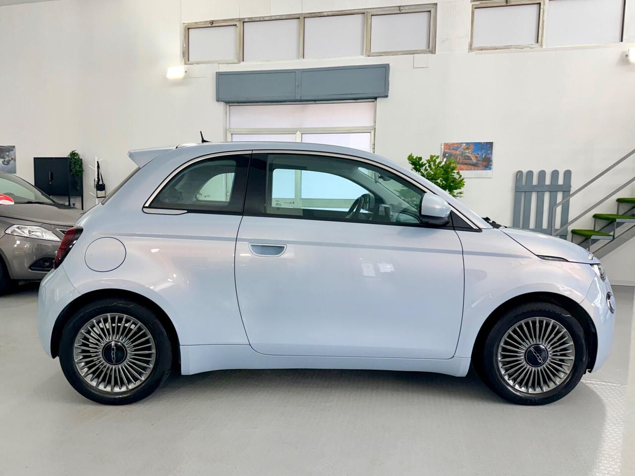 Fiat 500e Aziendale 42kWh