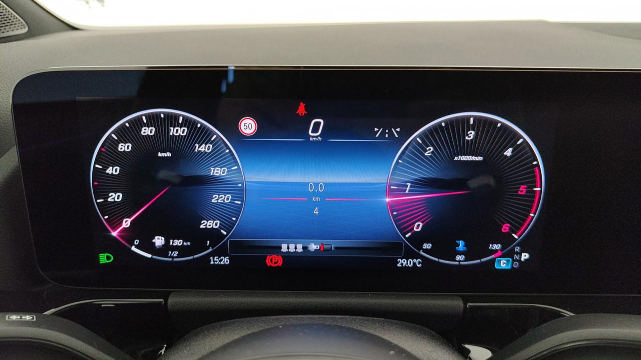Mercedes-Benz GLA 200 d automatic