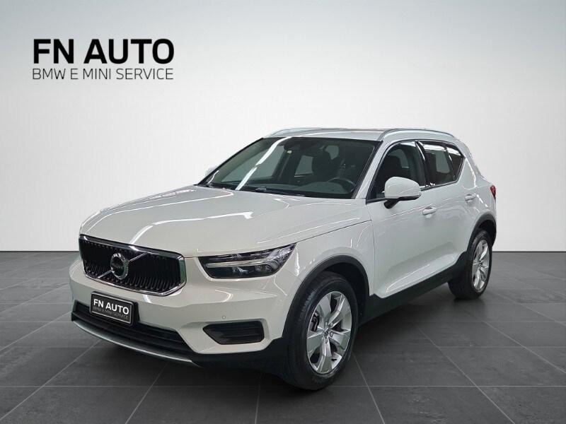 VOLVO XC40 (2017-->) XC40 T3 Geartronic Momentu...