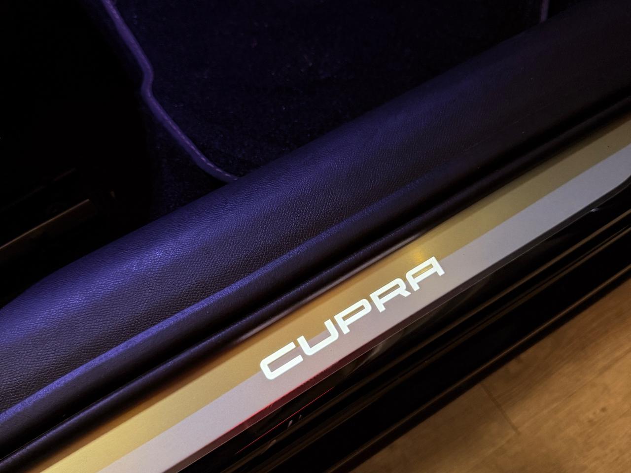 MAGNIFICA CUPRA FORMENTOR HYBRID PLUG-IN CON SOLI 36.512 KM