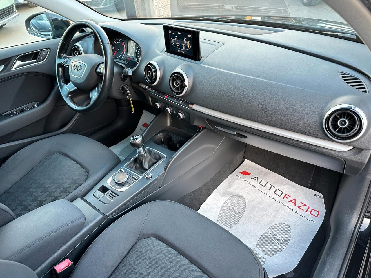 Audi A3 SPB 1.6 TDI 110 CV Black Edition