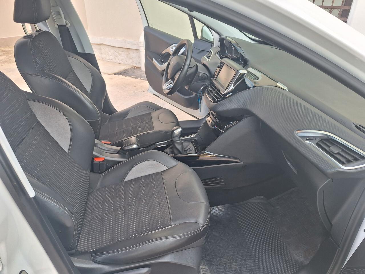 Peugeot 2008 1.6 HDi "ALLURE"NAVI PELLE CAMERA 2016