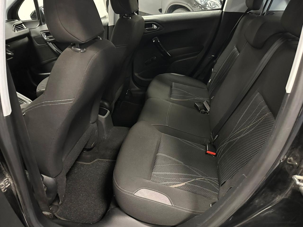 Peugeot 208 1.2 VTi 82 CV 5 porte Allure 2013