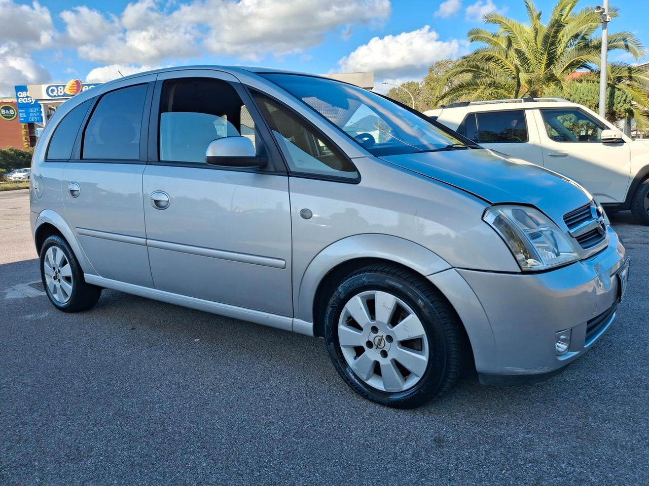 Opel Meriva 1.7 DTI Cosmo-NEOPATENTATI