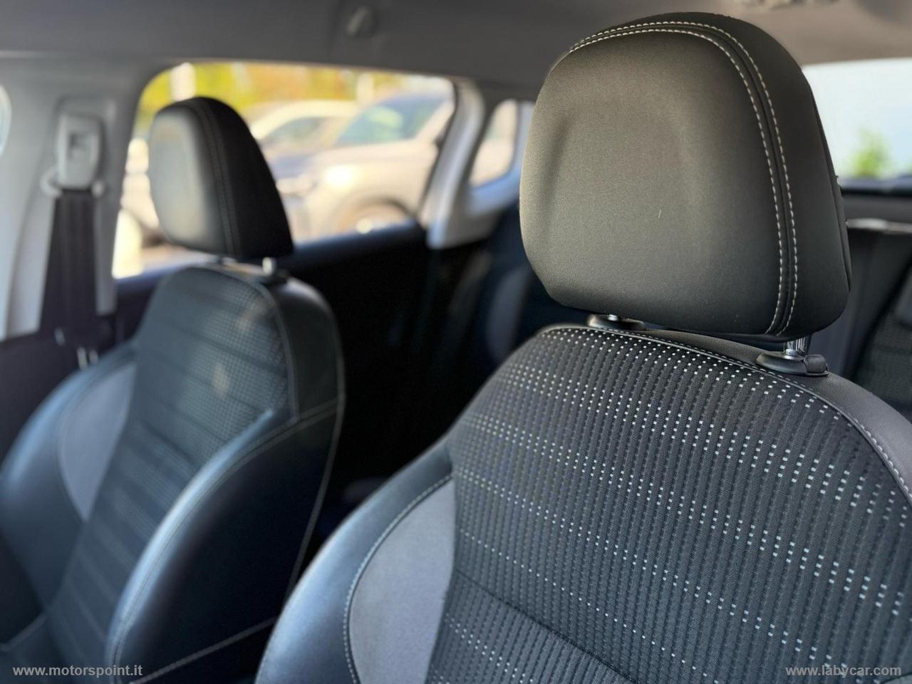 PEUGEOT 2008 BlueHDi 100 S&S Black Matt