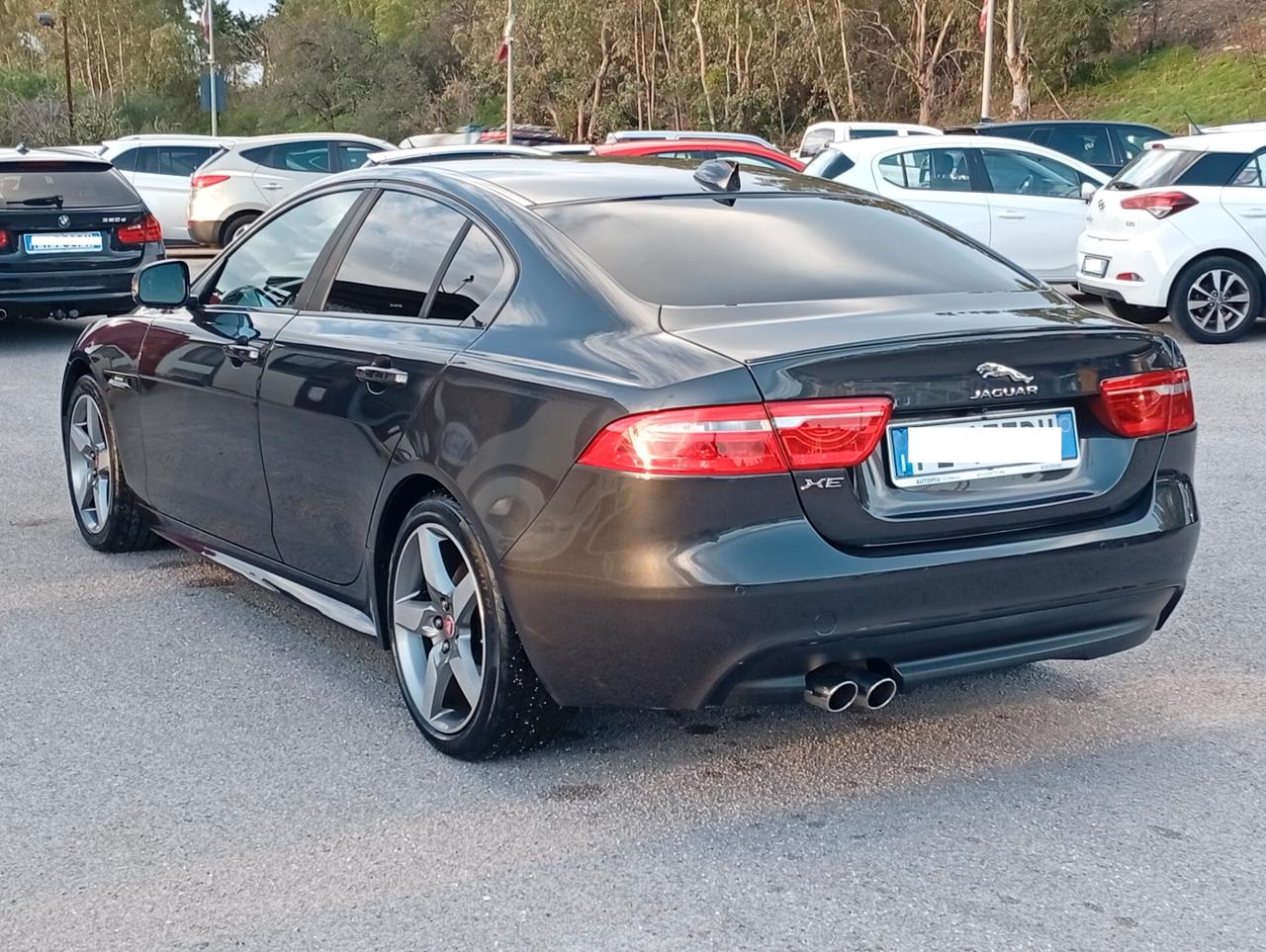 Jaguar XE 2.0 D Turbo Portfolio