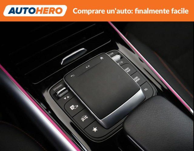 MERCEDES-BENZ GLA 180 d Automatic Premium
