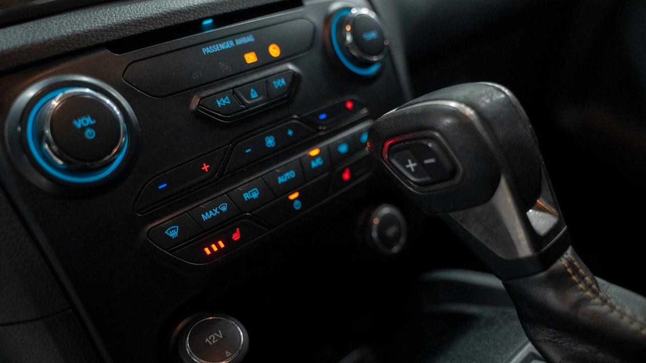 Ford Ranger 2.0 TDCI DOUBLE CAB WILDTRAK 213 CV AUTO XENO PELL