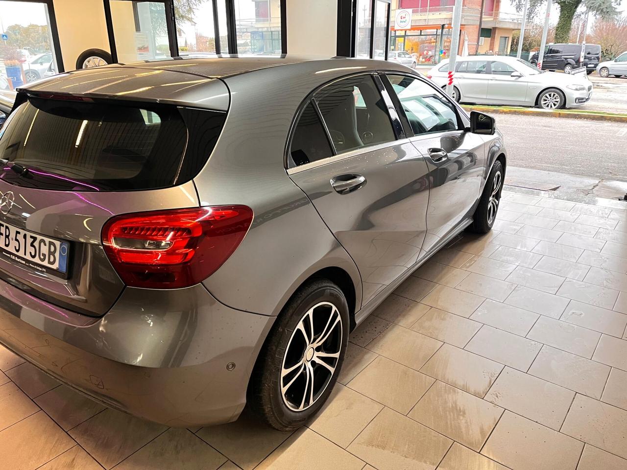 Mercedes-benz A 180 d Business